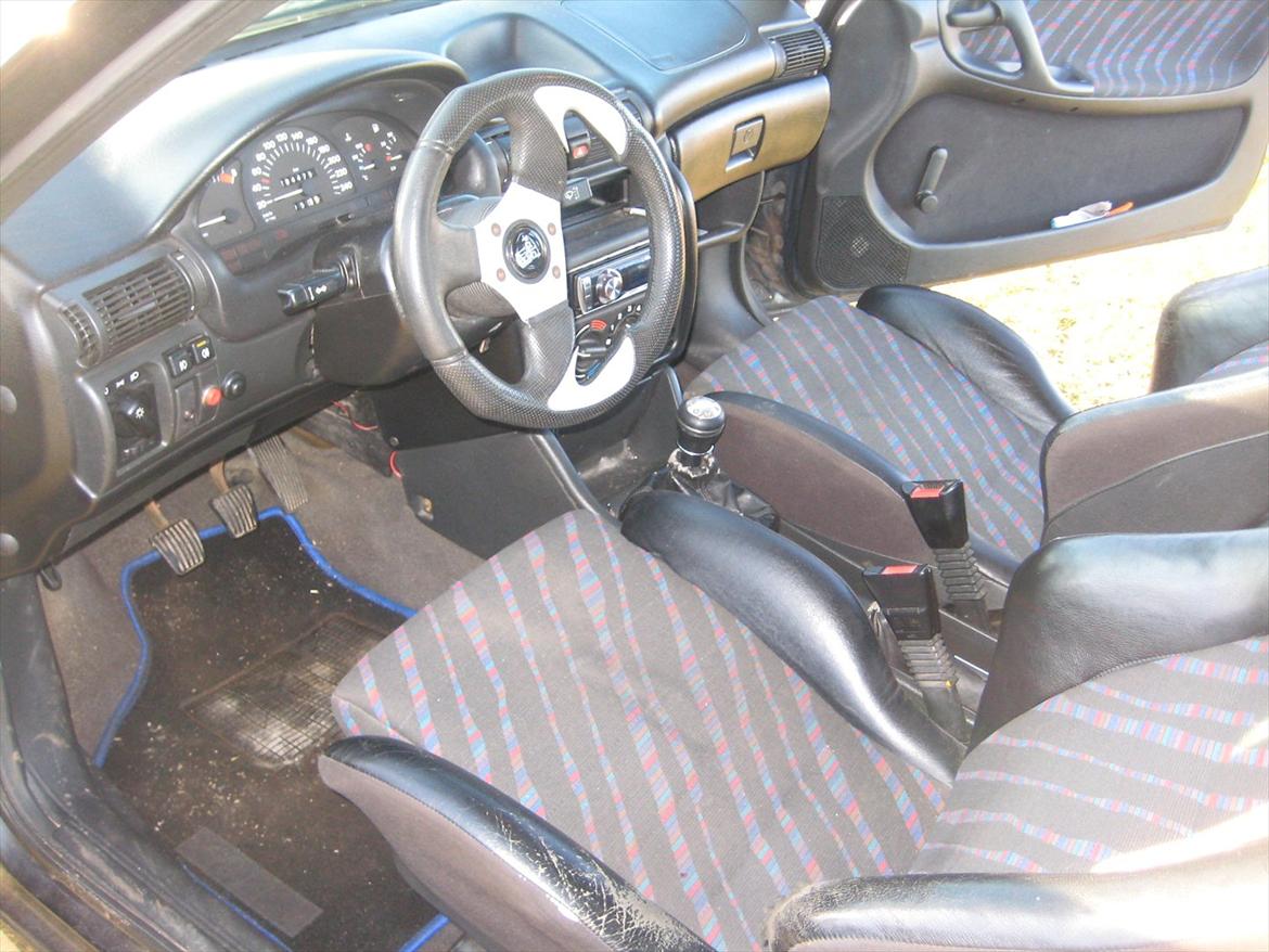 Opel Astra- import bil R.I.P udbrændt billede 18