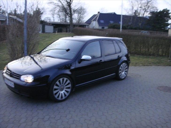 VW Golf 4  2,3 VR 5 Highline billede 1