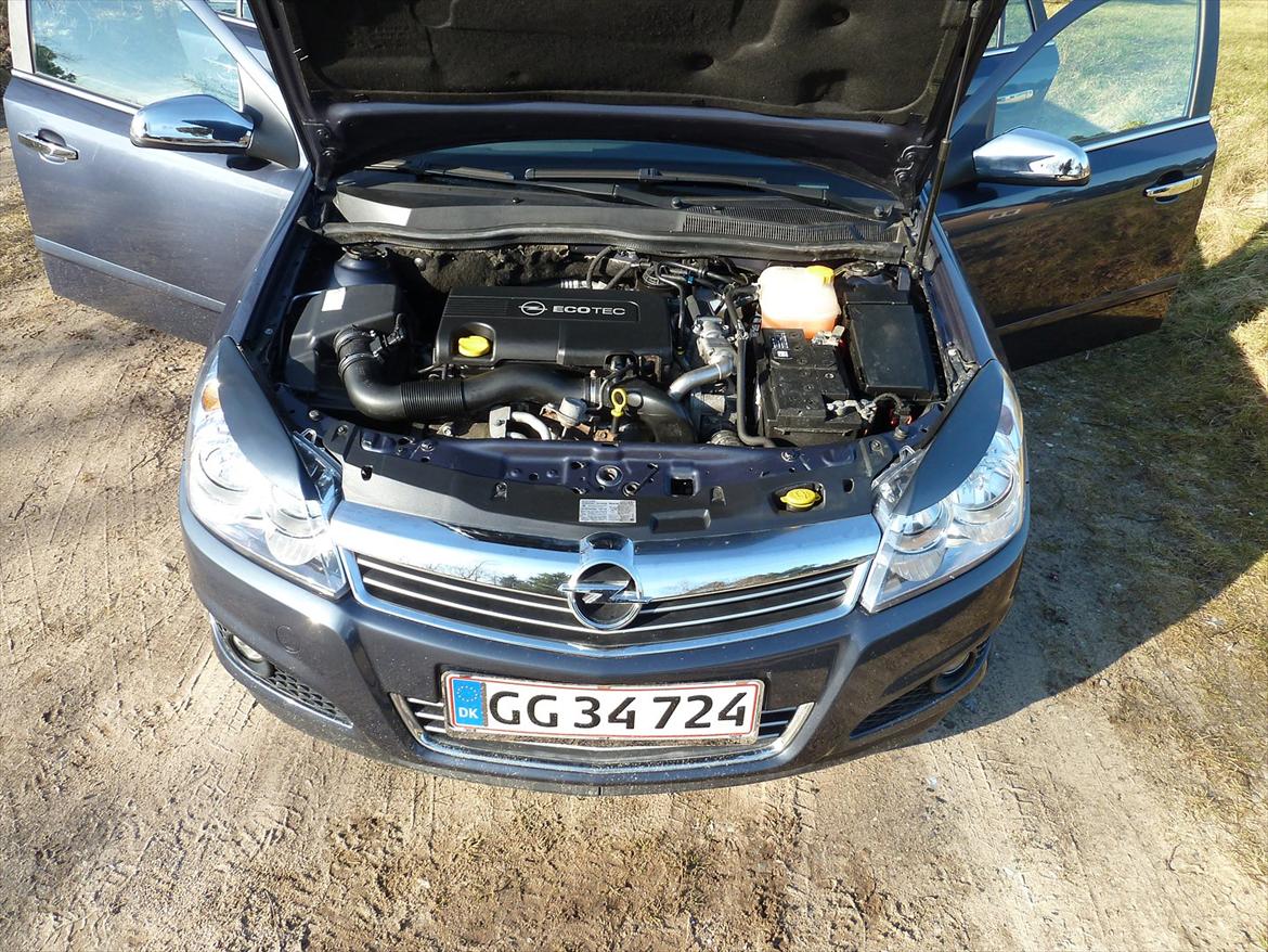 Opel Astra Wagon Cosmo "solgt:-(" billede 10