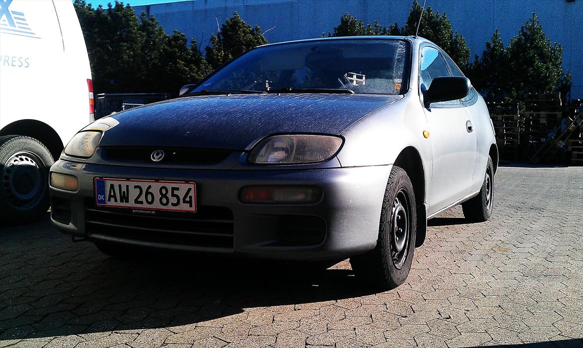 Mazda 323 C !!SOLGT!! billede 1