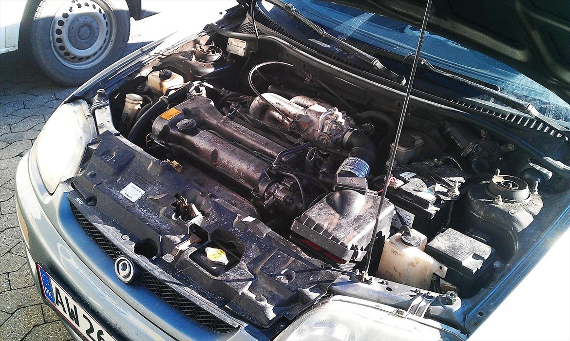 Mazda 323 C !!SOLGT!! billede 5