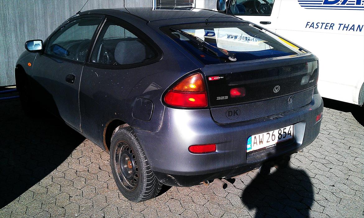 Mazda 323 C !!SOLGT!! billede 10
