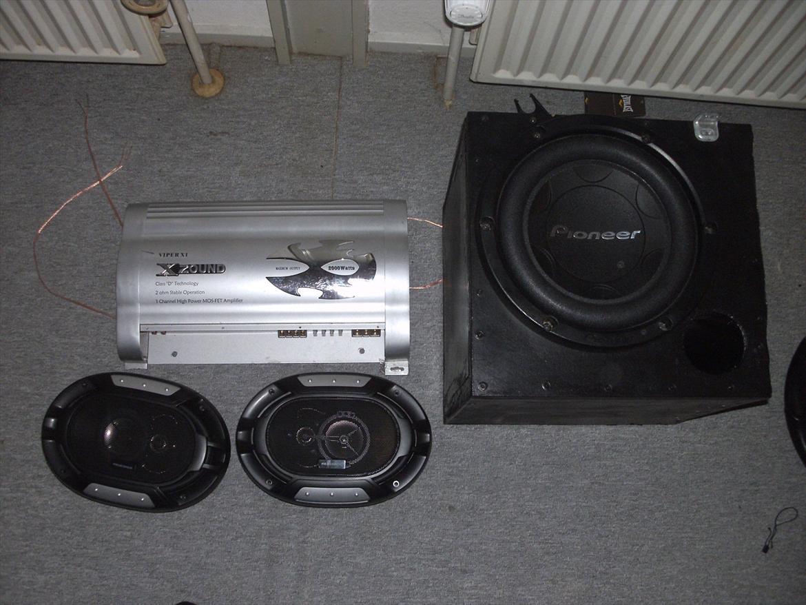 Mazda 323 C !!SOLGT!! billede 11