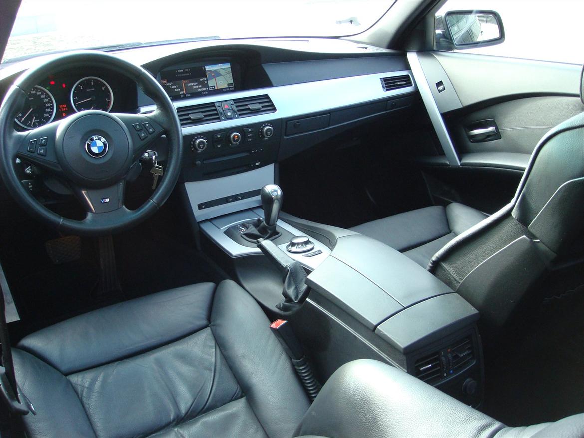 BMW  BMW E61 525D SOLGT billede 7