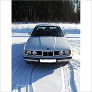 BMW e34 525i