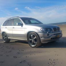 BMW X5 4,4 V8