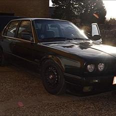 BMW e30 3.0 v8 SOLGT
