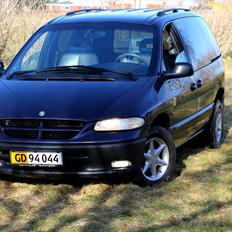 Chrysler voyager VAN leather edition