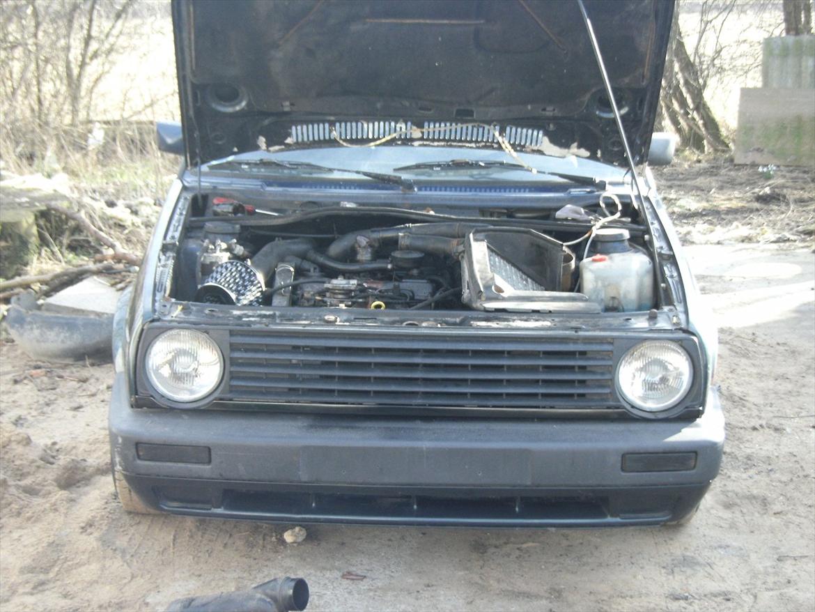 VW Golf Mk II TD - Nye skærme, kølerhjelm, lygter, kofanger, og ikke mindst IC og kegle filter :) dælme rar billede 4