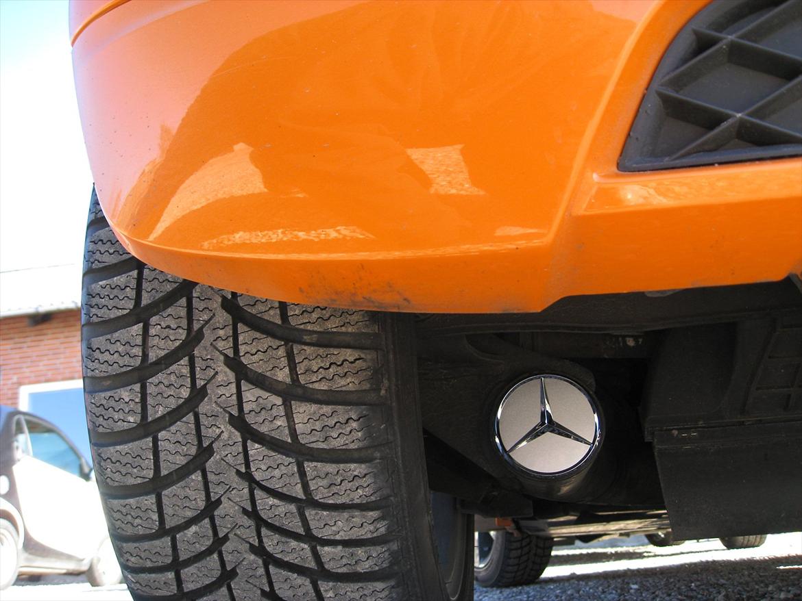 Smart ForTwo Edition Night Orange - Mercedes logo til at lukke huller med :o) billede 2