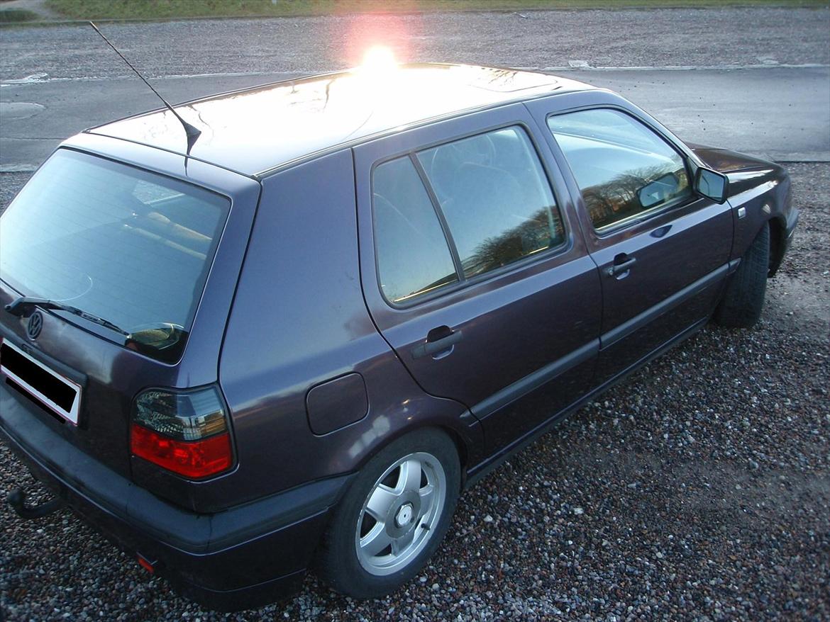VW Golf 1,6 solgt  billede 6