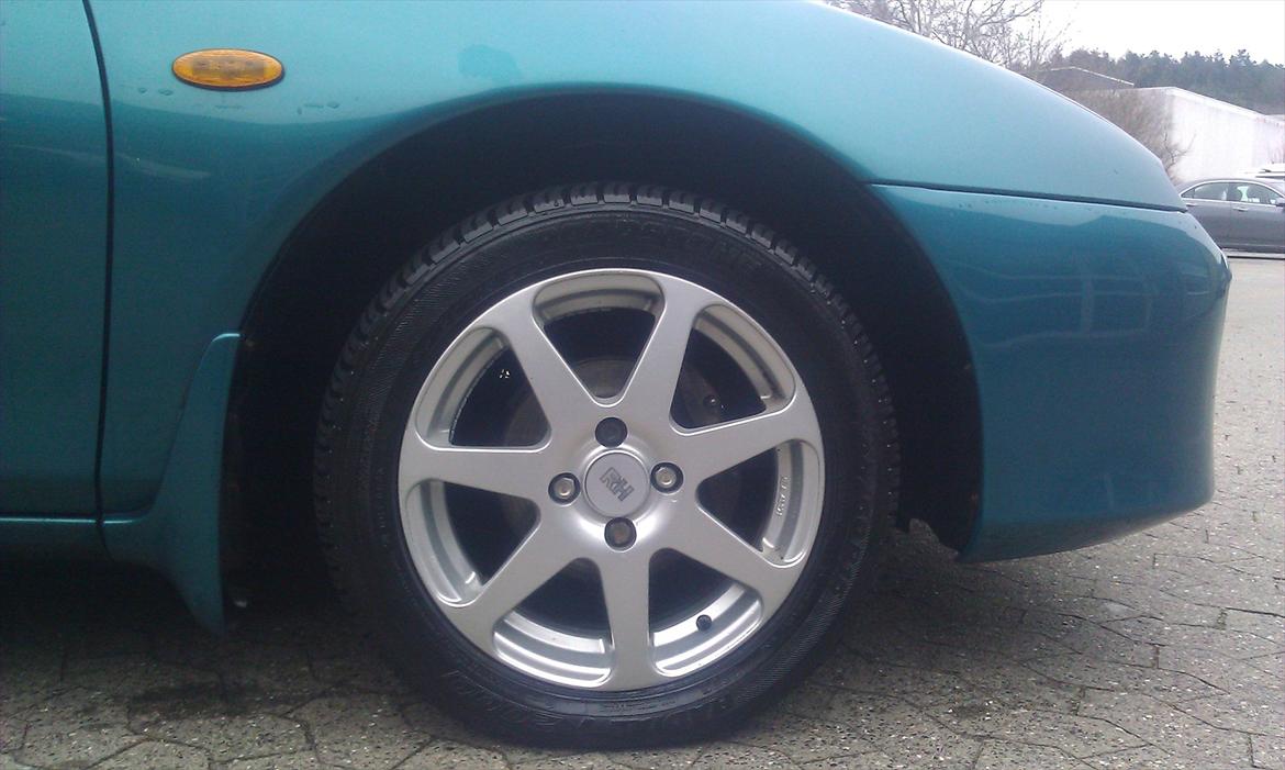 Mazda 323F BA GLX billede 4