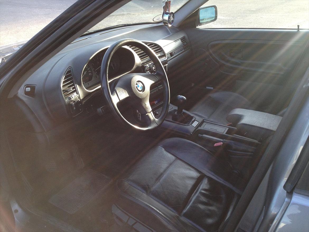 BMW e36 325i SOlGT billede 2