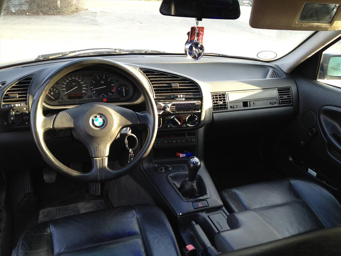 BMW e36 325i SOlGT billede 3