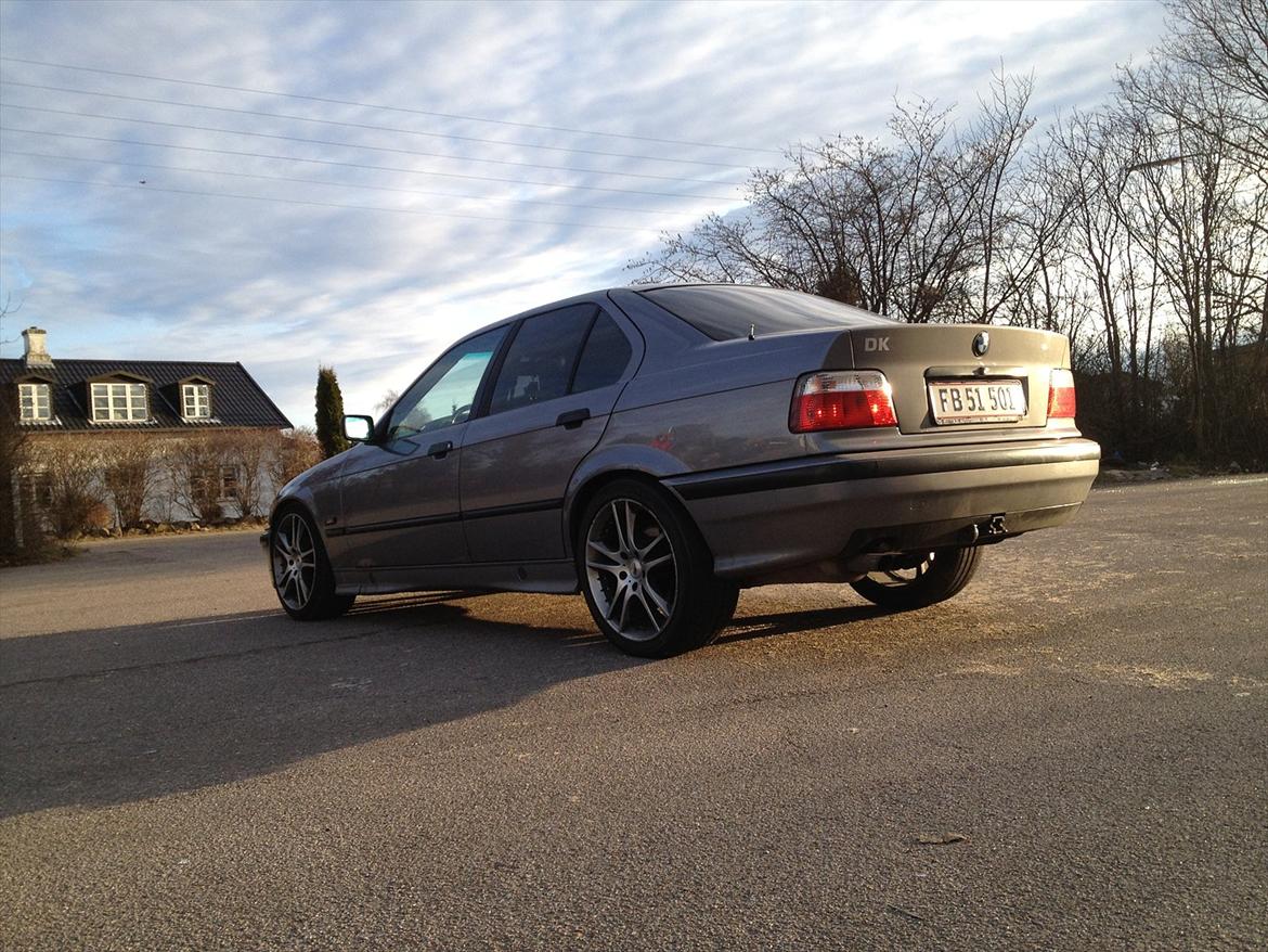 BMW e36 325i SOlGT billede 7