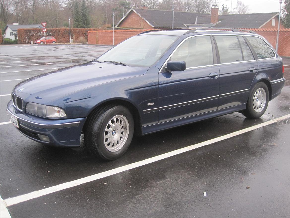 BMW 523i touring steptronic - SOLGT billede 1