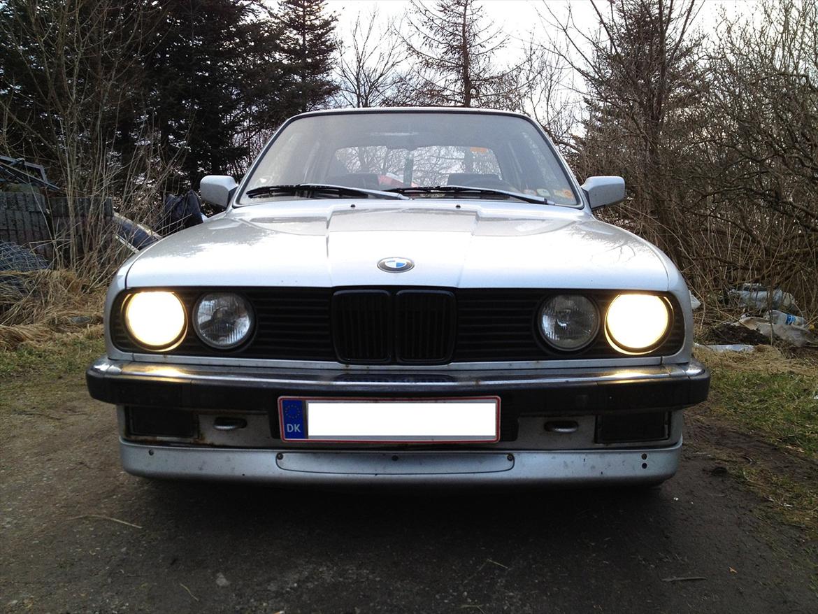BMW E30 320i billede 7