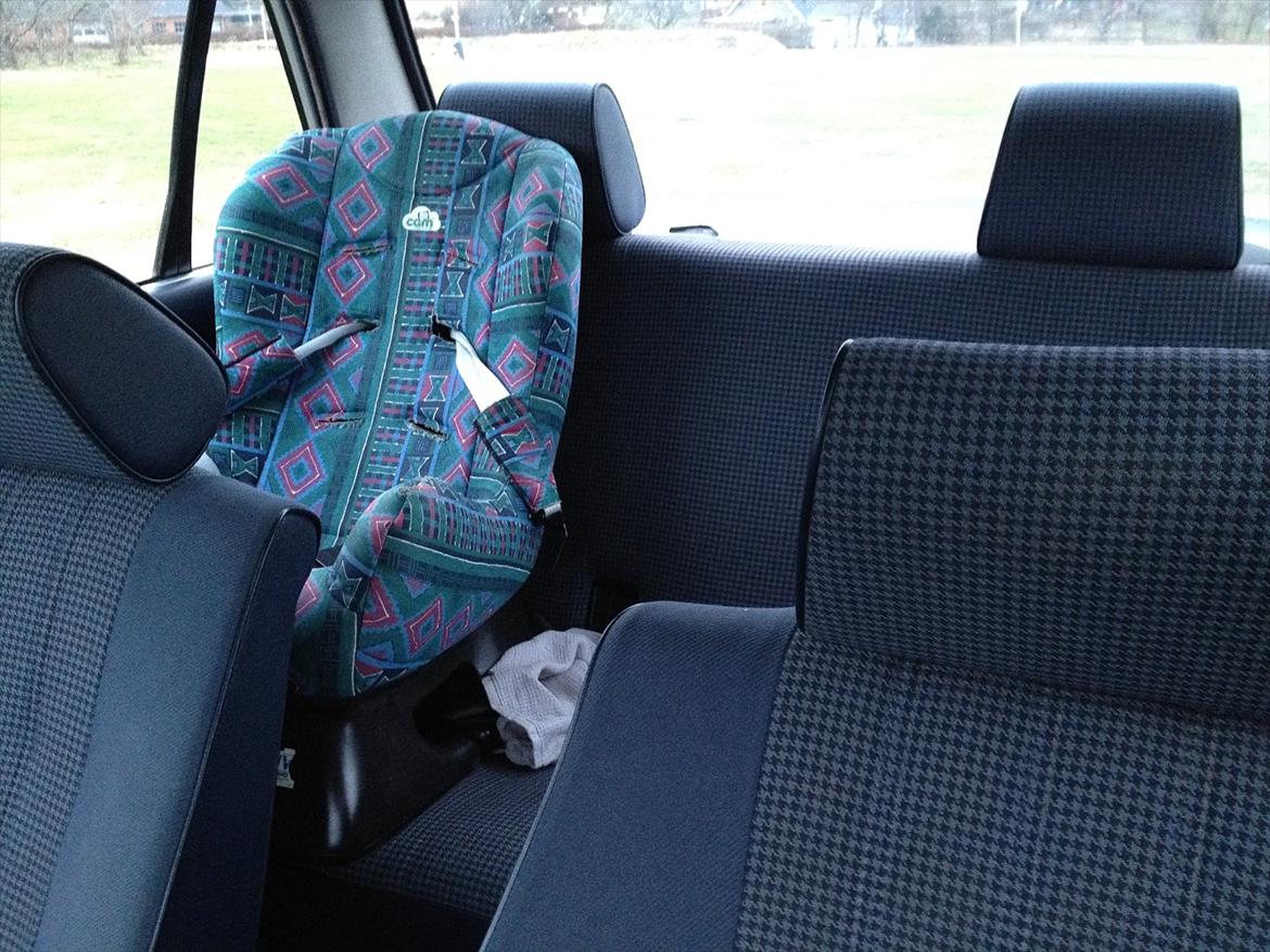 BMW E30 320i billede 14