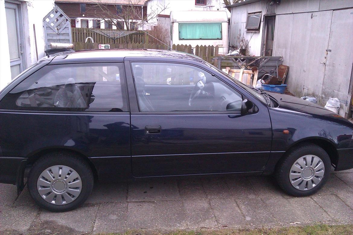 Suzuki Swift II 1.3 GSi (SOLGT) billede 5