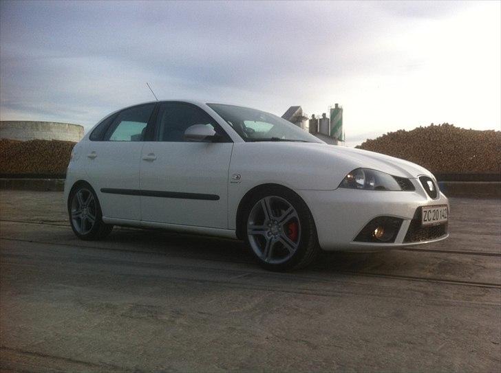 Seat Ibiza 1,8 FR 20VT 5d. SOLGT. billede 1