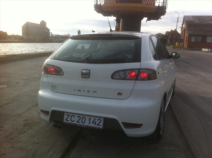 Seat Ibiza 1,8 FR 20VT 5d. SOLGT. billede 5