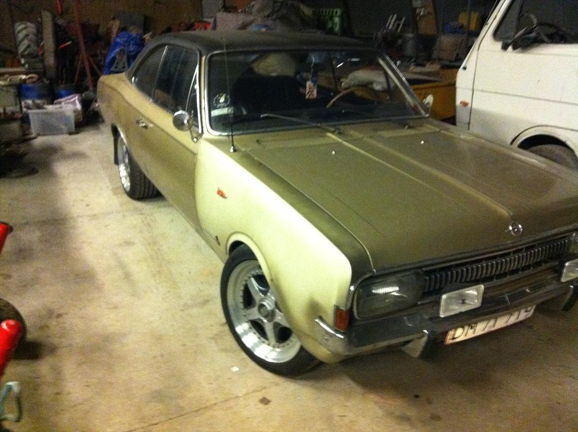 Opel Commodore A Coupé billede 2