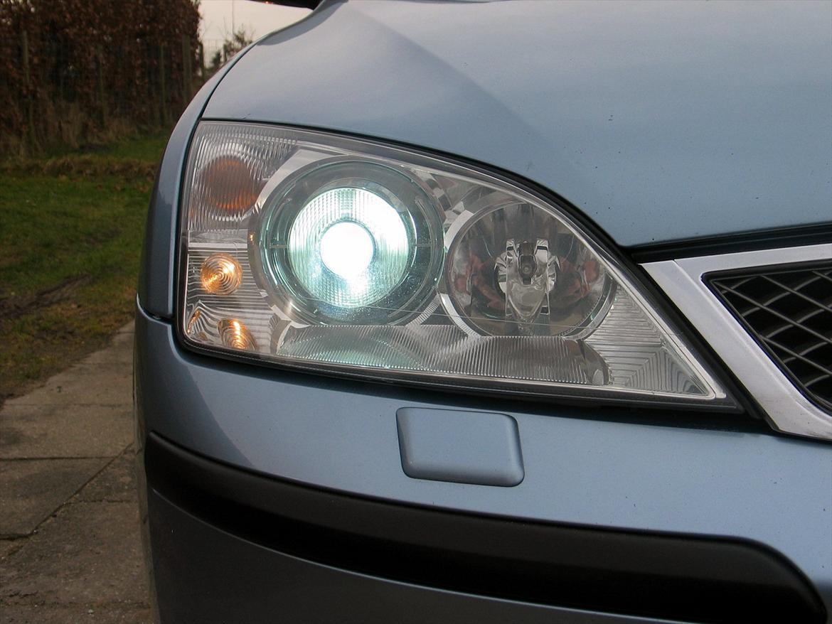 Ford Mondeo 2,0 TDCi Ghia X st.car Tiptronic - Xenon billede 7