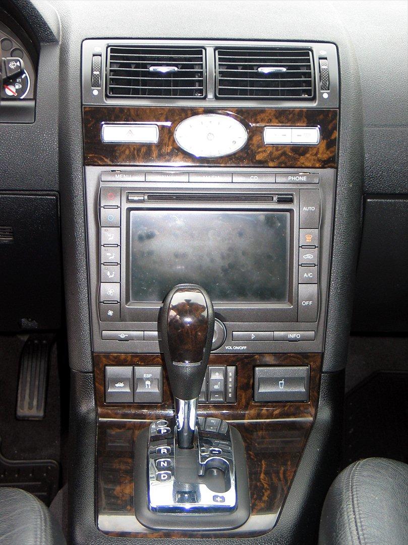 Ford Mondeo 2,0 TDCi Ghia X st.car Tiptronic billede 19