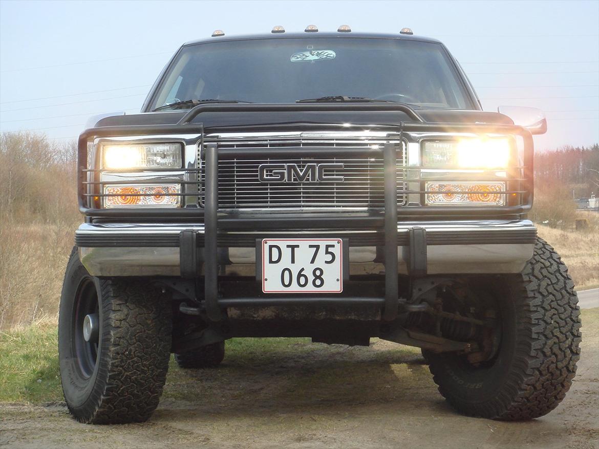 GMC K2500 suburban 4x4.7pers(SOLGT) billede 8