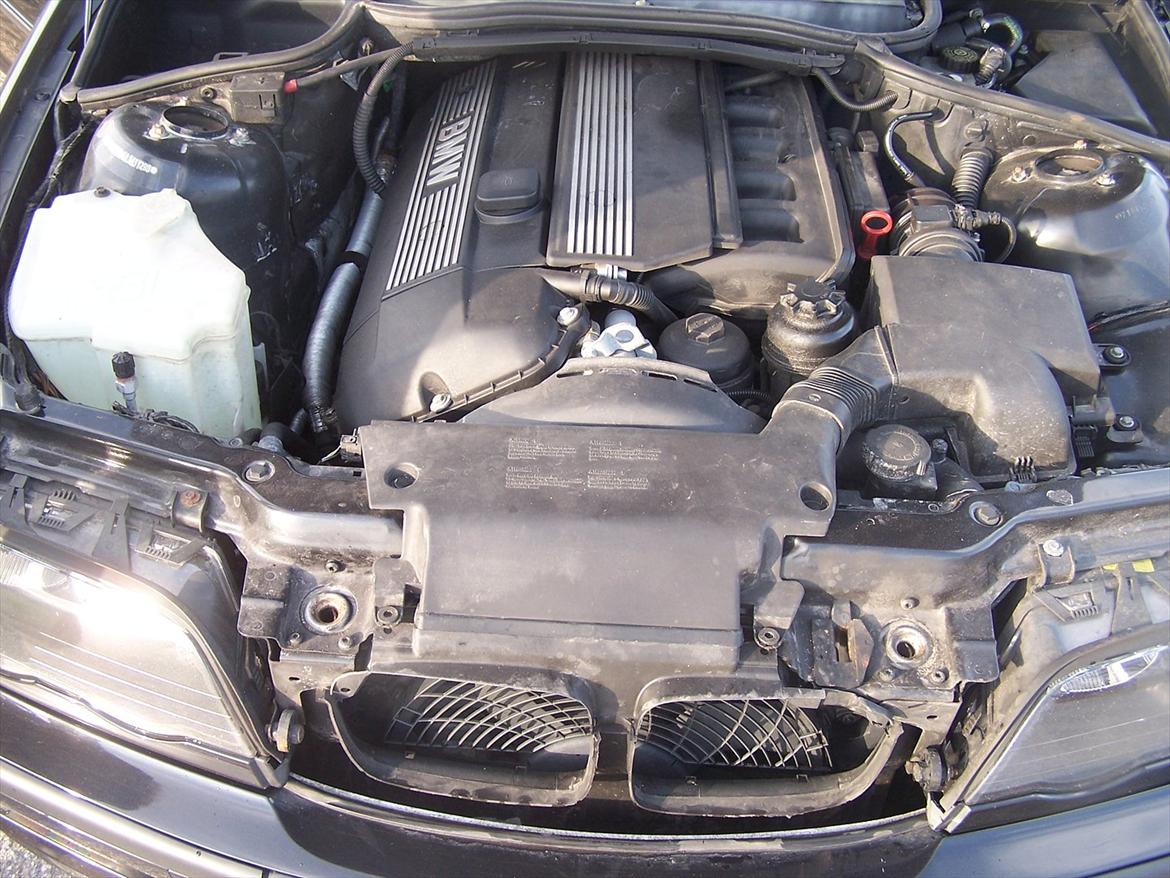 BMW e46 320i (Solgt) billede 12