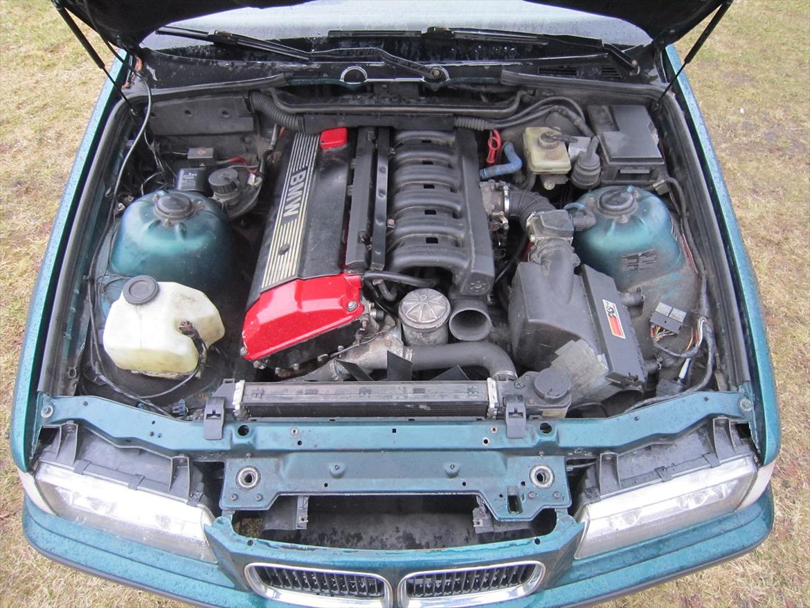 BMW E36 320i billede 2