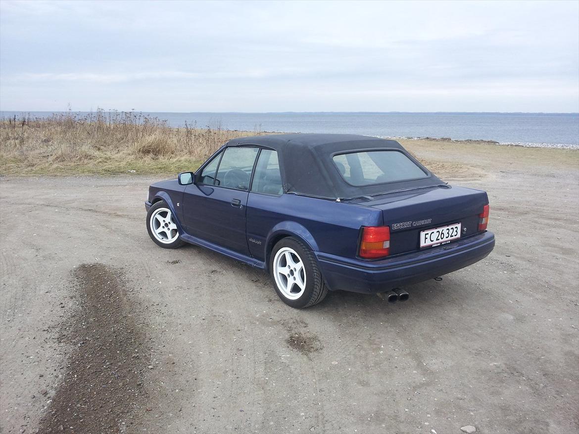 Ford escort cab solgt billede 3