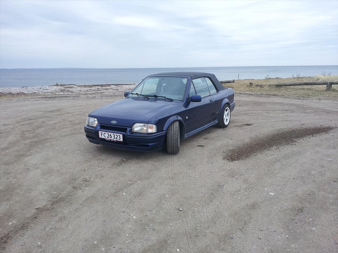 Ford escort cab solgt billede 6