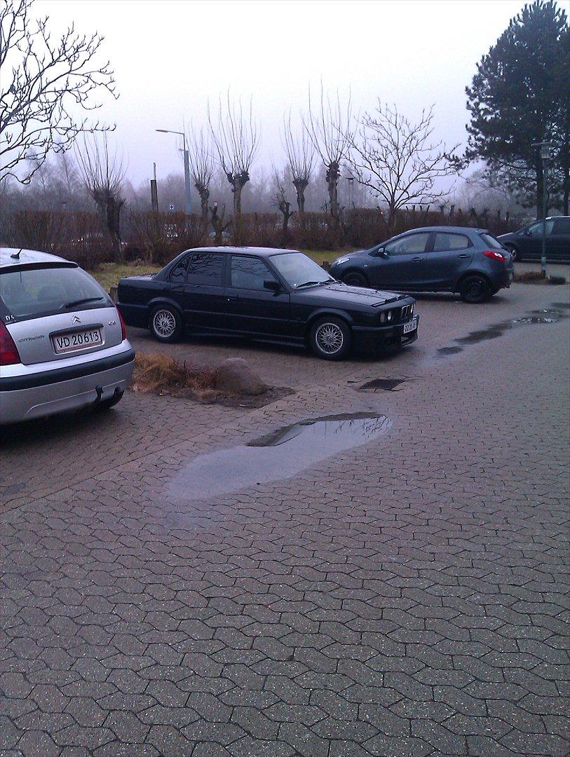 BMW E30 //M50B20// //SOLGT// billede 3