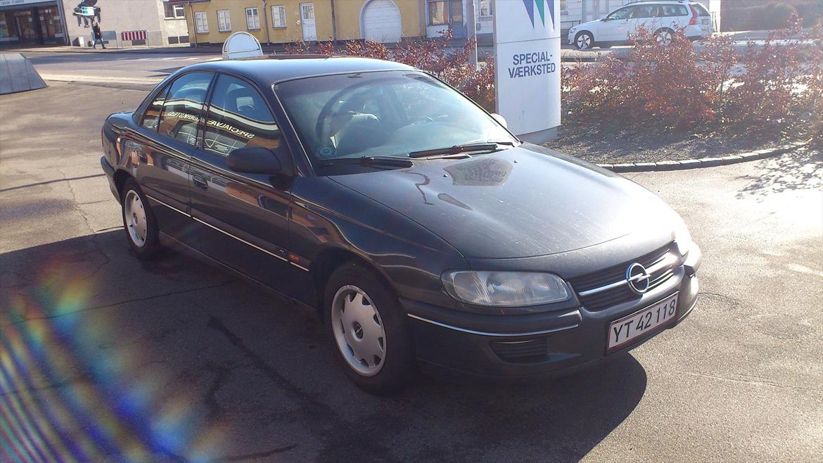 Opel Omega B billede 2