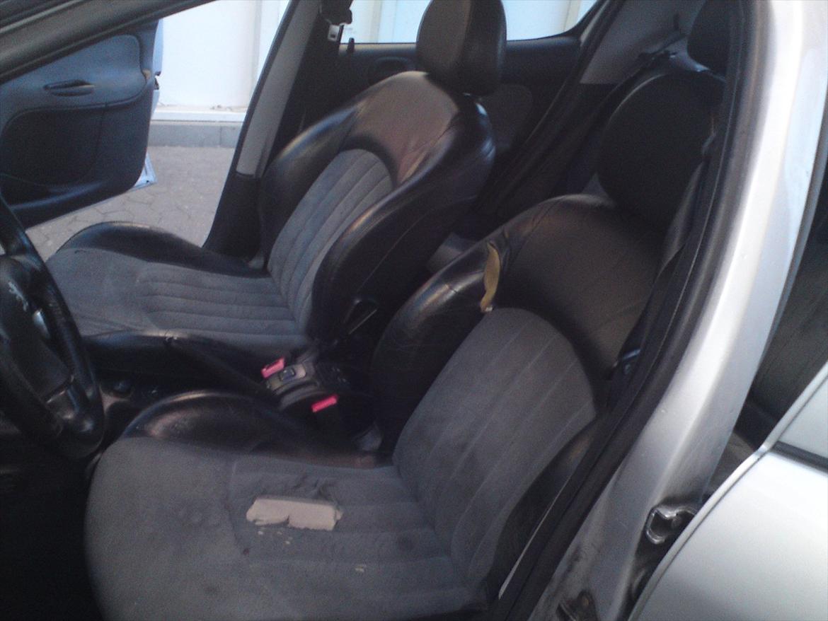 Peugeot 206 1.6 8v solgt billede 10