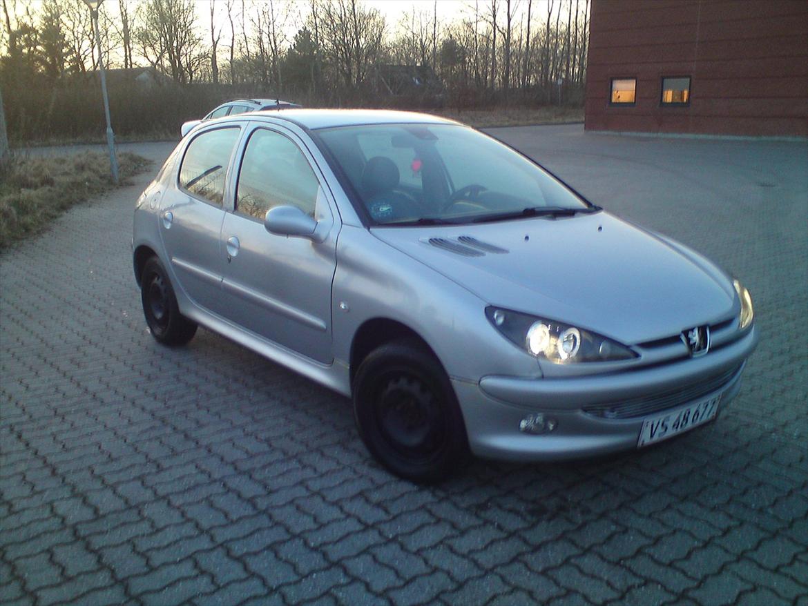Peugeot 206 1.6 8v solgt billede 14