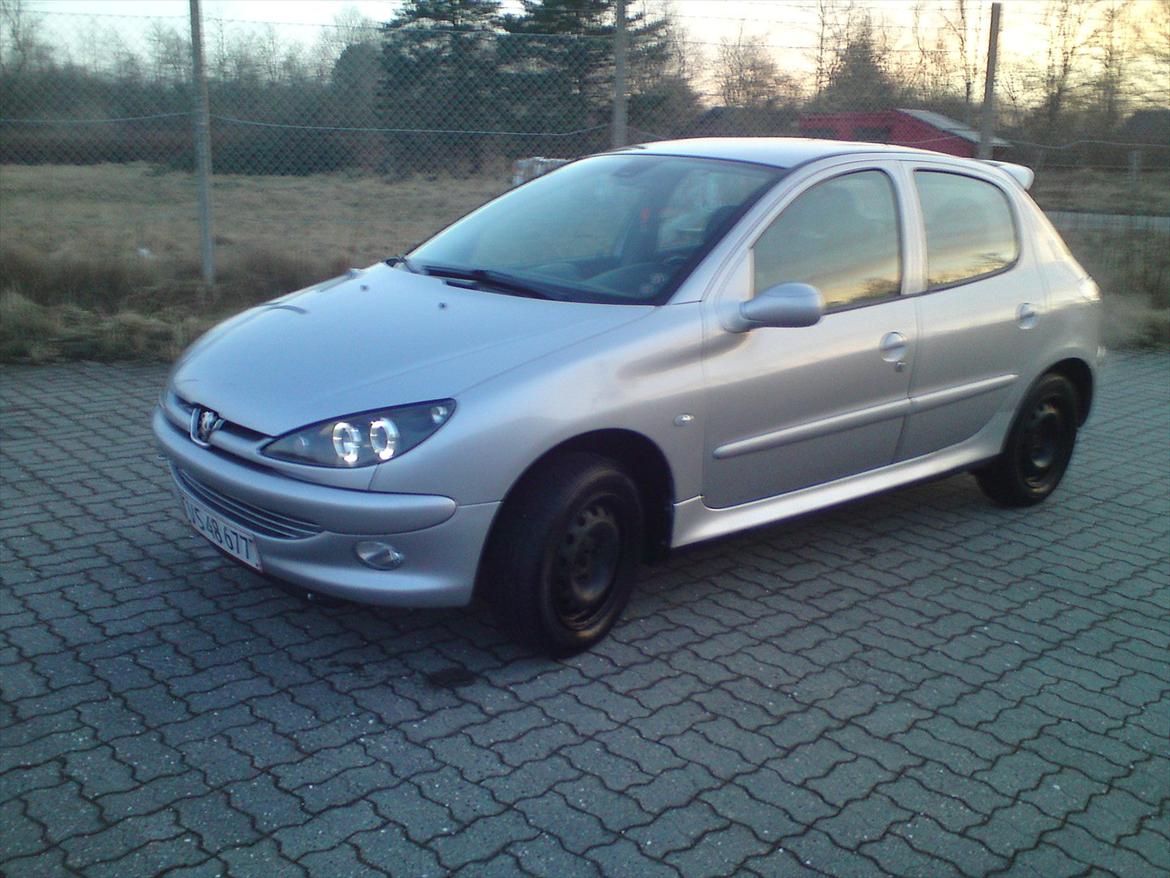 Peugeot 206 1.6 8v solgt billede 19
