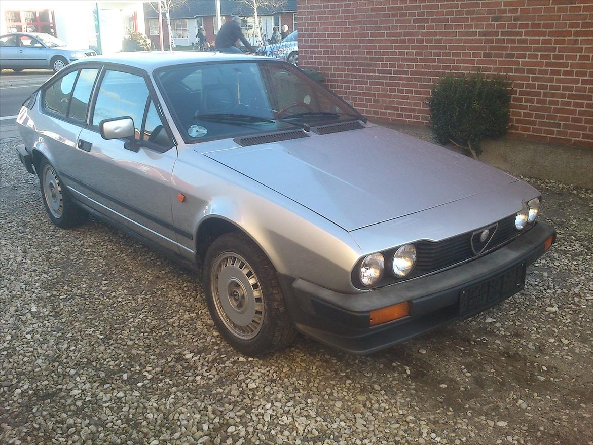 Alfa Romeo gtv 2,0 billede 8