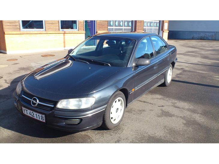 {{currentPhoto.altText}} billede {{currentPhoto.number}}