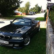 BMW e36 325i cabriolet 