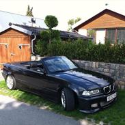 BMW e36 325i cabriolet 