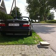 BMW e36 325i cabriolet 