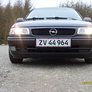 Opel astra f st.car