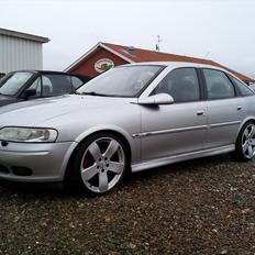 Opel Vectra b 1,8 16v