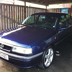 Opel vectra a //SKROTTET\\