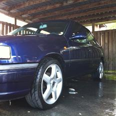 Opel vectra a //SKROTTET\\