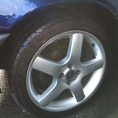 Opel vectra a //SKROTTET\\