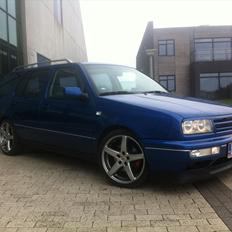 VW golf ( SOLGT )