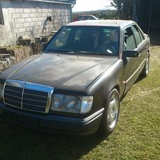 Mercedes Benz W124